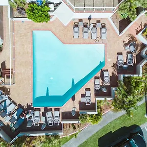 https://regatta-riverfront-apartments.queenslandhotels.net